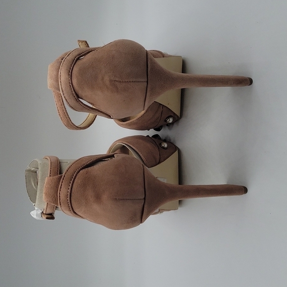 Guess Kenzie2 light pink suede peep toe heels 8.5 - Picture 6 of 11